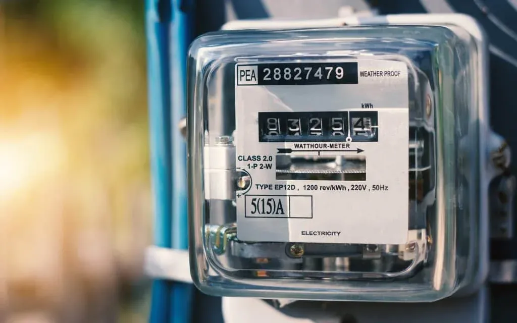 Government Replaces Old Electricity Meters with Smart AMI Technology Across Pakistan