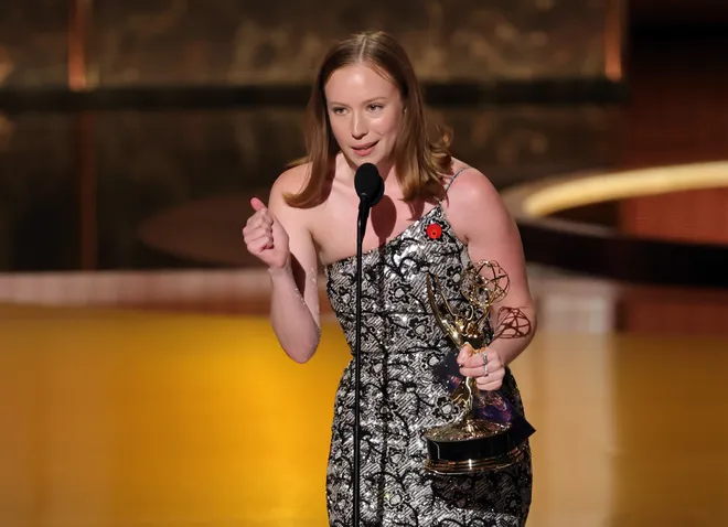 Hannah Einbinder Sparks Emmy Controversy with “Free Palestine” Speech